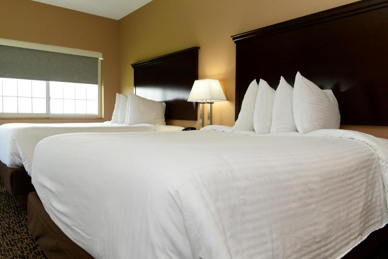 Cobblestone Inn & Suites - Denison | Majestic Hills Exterior foto