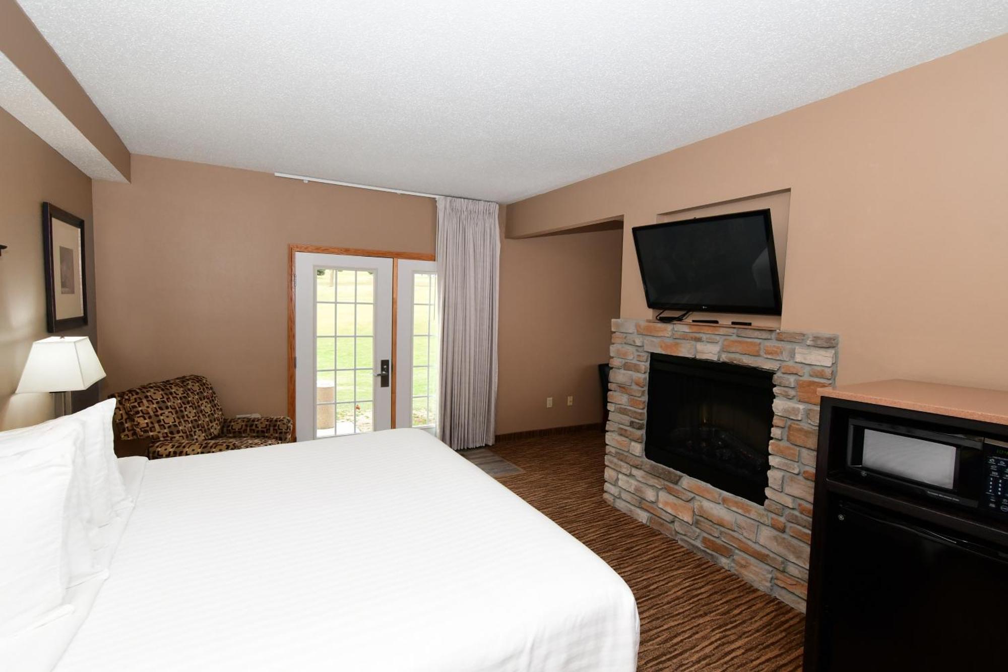 Cobblestone Inn & Suites - Denison | Majestic Hills Exterior foto