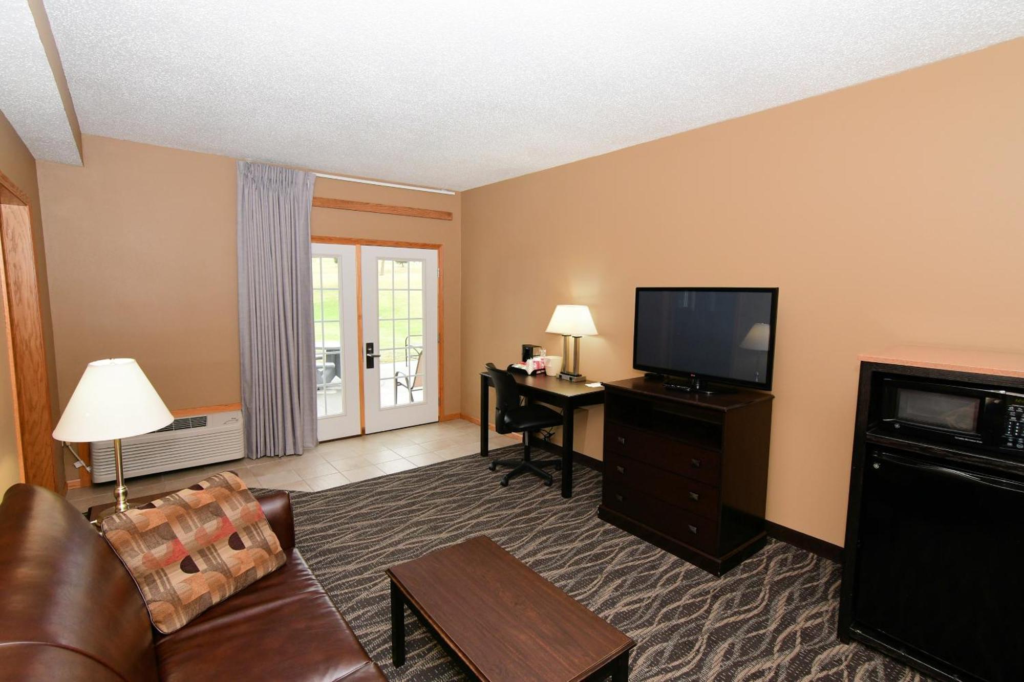 Cobblestone Inn & Suites - Denison | Majestic Hills Exterior foto